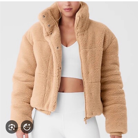 ALO Yoga Jackets & Blazers - NWOT ALO  Tan Sherpa Jacket